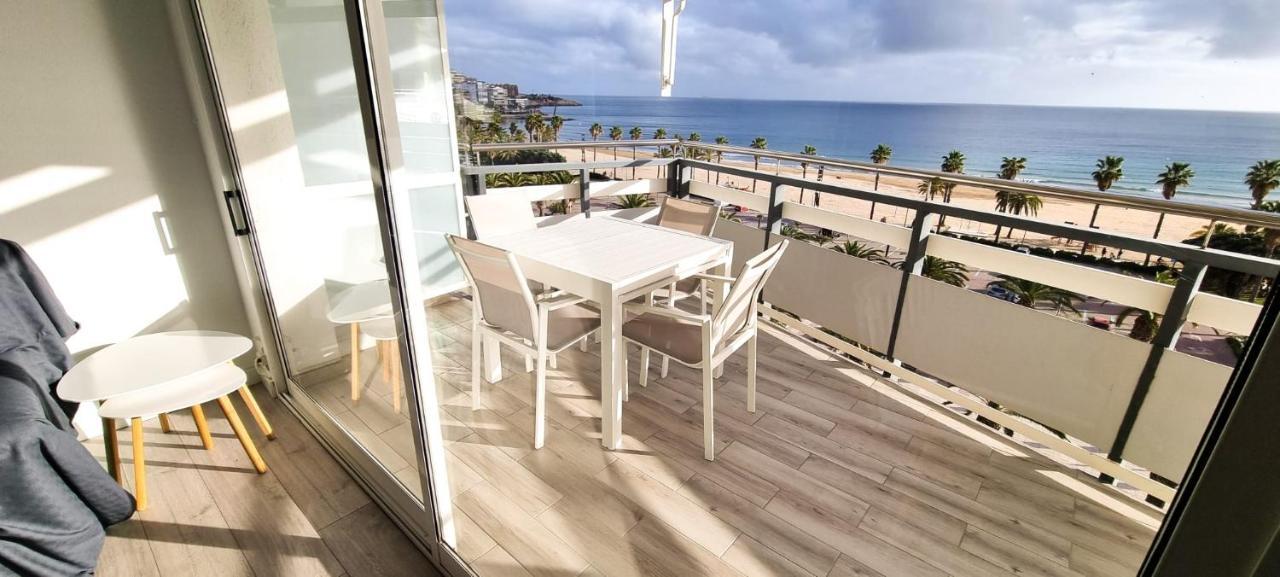 Fantastic Sea View On The Beach سالو المظهر الخارجي الصورة